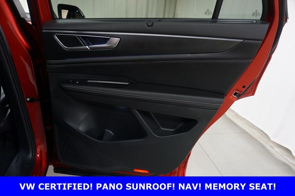 2025 Volkswagen Atlas Cross Sport 2.0T SEL R-Line Black