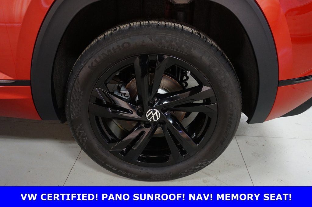 2025 Volkswagen Atlas Cross Sport 2.0T SEL R-Line Black