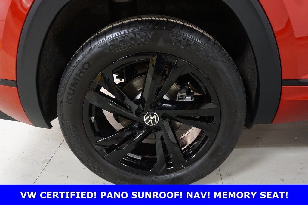 2025 Volkswagen Atlas Cross Sport 2.0T SEL R-Line Black