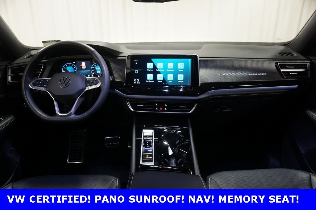 2025 Volkswagen Atlas Cross Sport 2.0T SEL R-Line Black