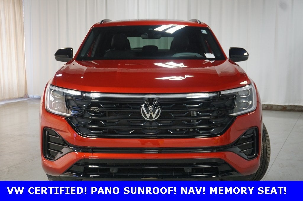 2025 Volkswagen Atlas Cross Sport 2.0T SEL R-Line Black