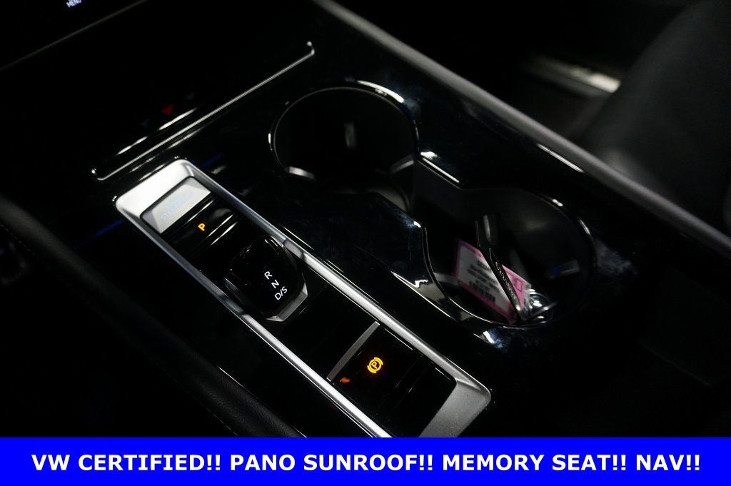 2024 Volkswagen Atlas Cross Sport 2.0T SEL R-Line