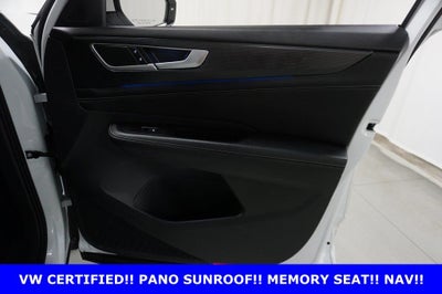 2024 Volkswagen Atlas Cross Sport 2.0T SEL R-Line