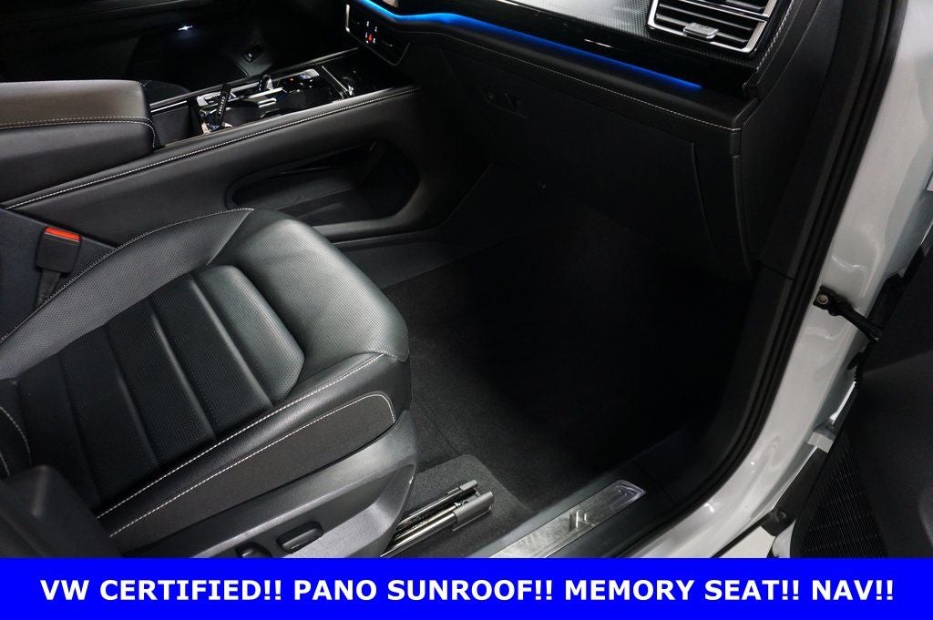 2024 Volkswagen Atlas Cross Sport 2.0T SEL R-Line