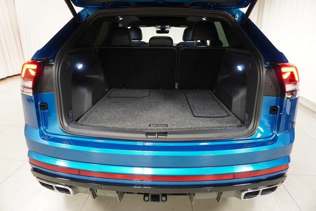 2024 Volkswagen Atlas Cross Sport 2.0T SEL R-Line