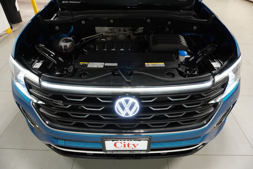 2024 Volkswagen Atlas Cross Sport 2.0T SEL R-Line