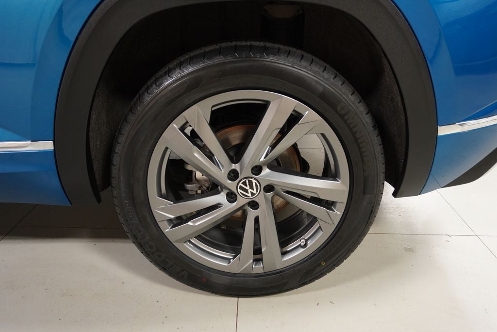 2024 Volkswagen Atlas Cross Sport 2.0T SEL R-Line