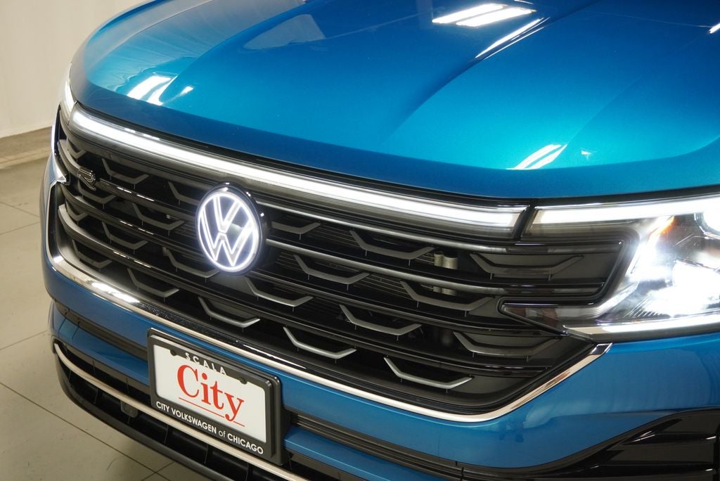 2024 Volkswagen Atlas Cross Sport 2.0T SEL R-Line