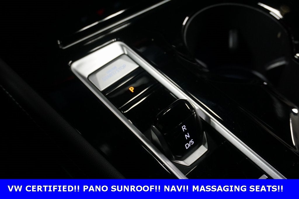 2025 Volkswagen Atlas Cross Sport 2.0T SEL R-Line Black