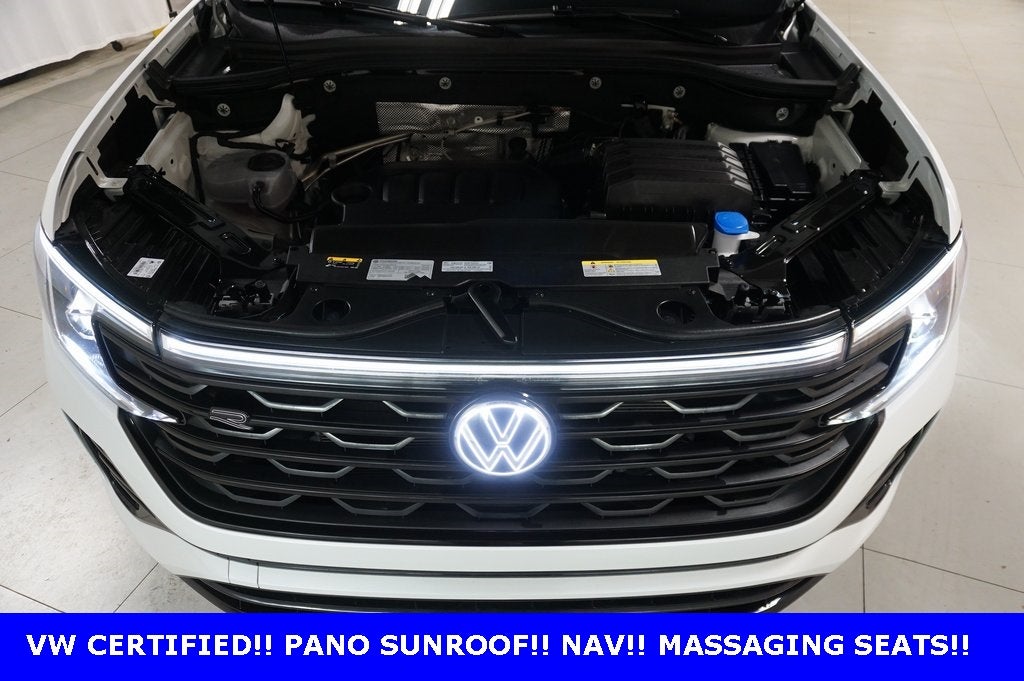 2025 Volkswagen Atlas Cross Sport 2.0T SEL R-Line Black