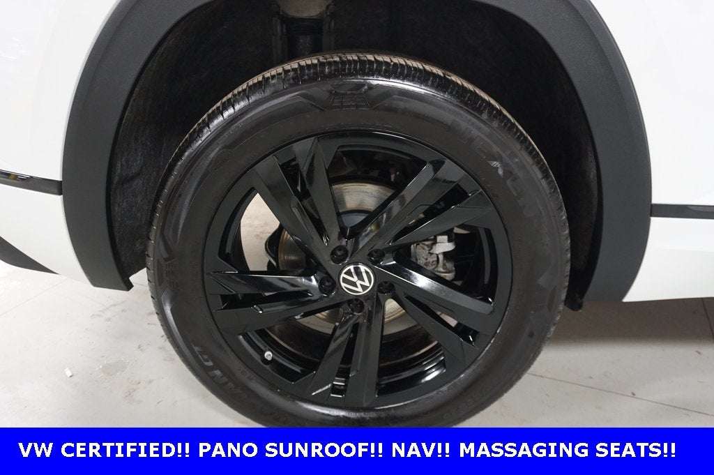 2025 Volkswagen Atlas Cross Sport 2.0T SEL R-Line Black