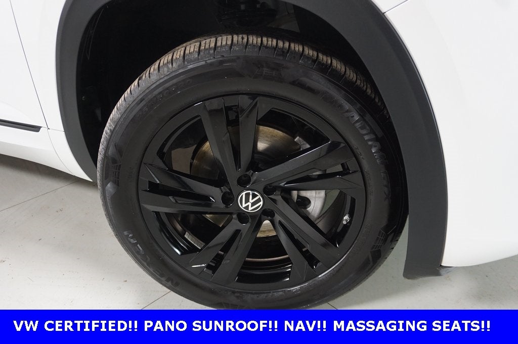 2025 Volkswagen Atlas Cross Sport 2.0T SEL R-Line Black