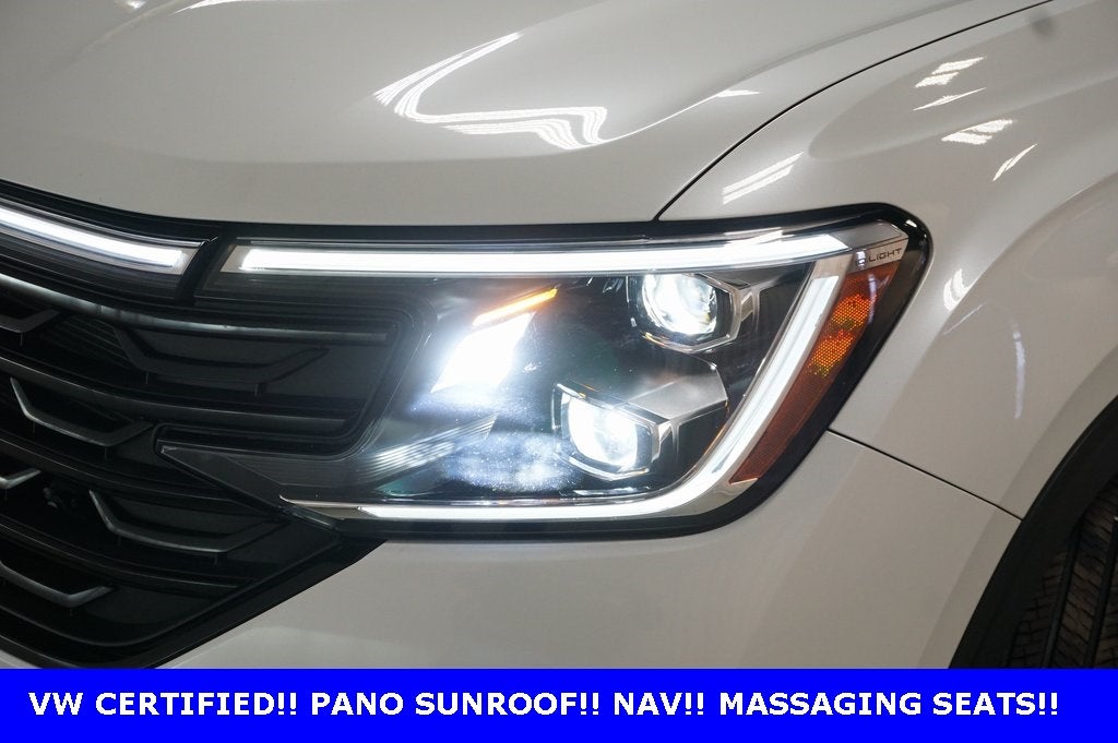 2025 Volkswagen Atlas Cross Sport 2.0T SEL R-Line Black