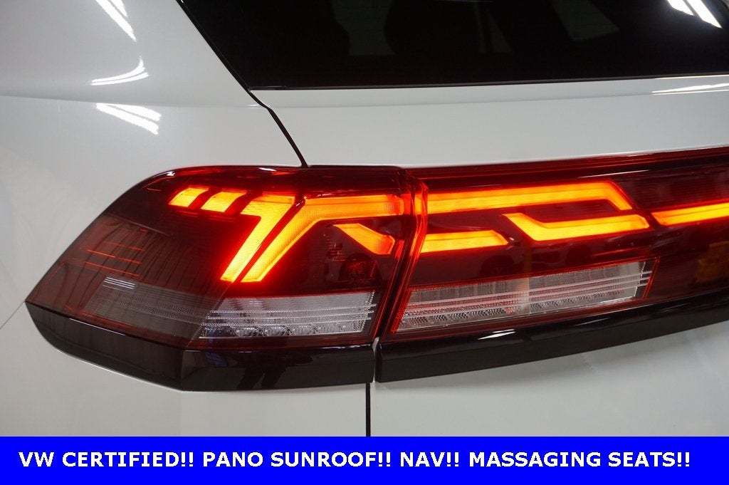 2025 Volkswagen Atlas Cross Sport 2.0T SEL R-Line Black