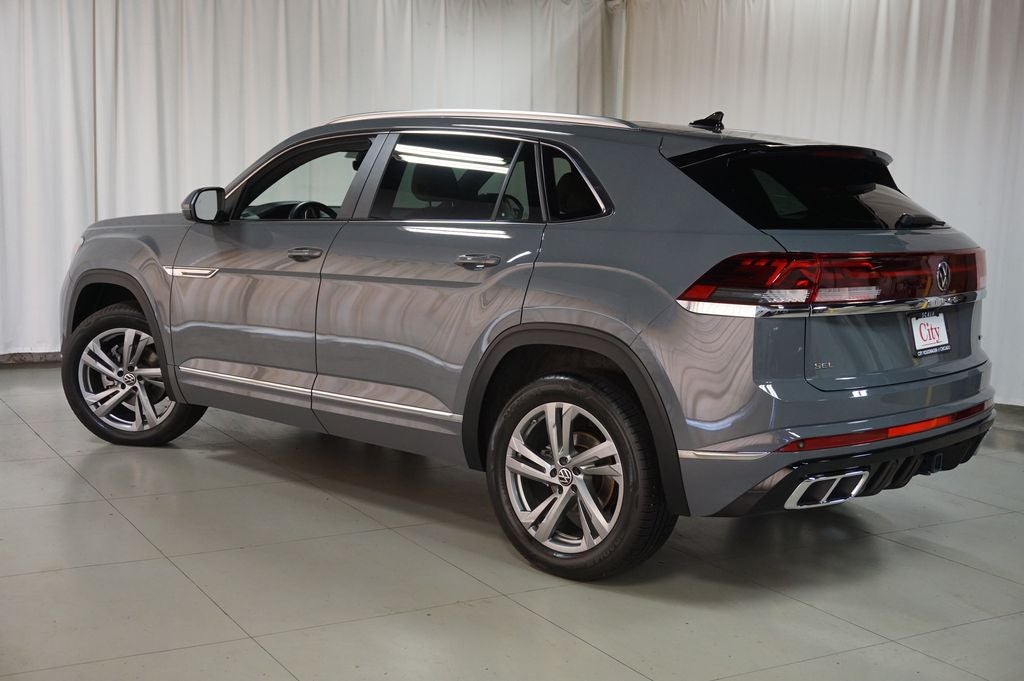 2024 Volkswagen Atlas Cross Sport 2.0T SEL R-Line