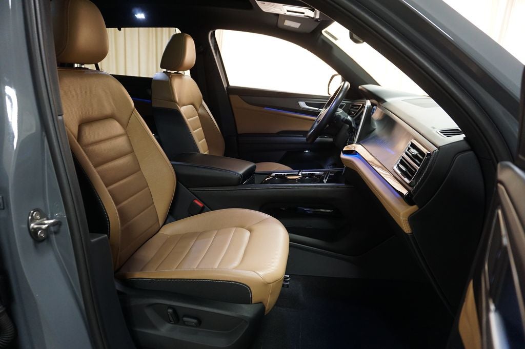 2024 Volkswagen Atlas Cross Sport 2.0T SEL R-Line