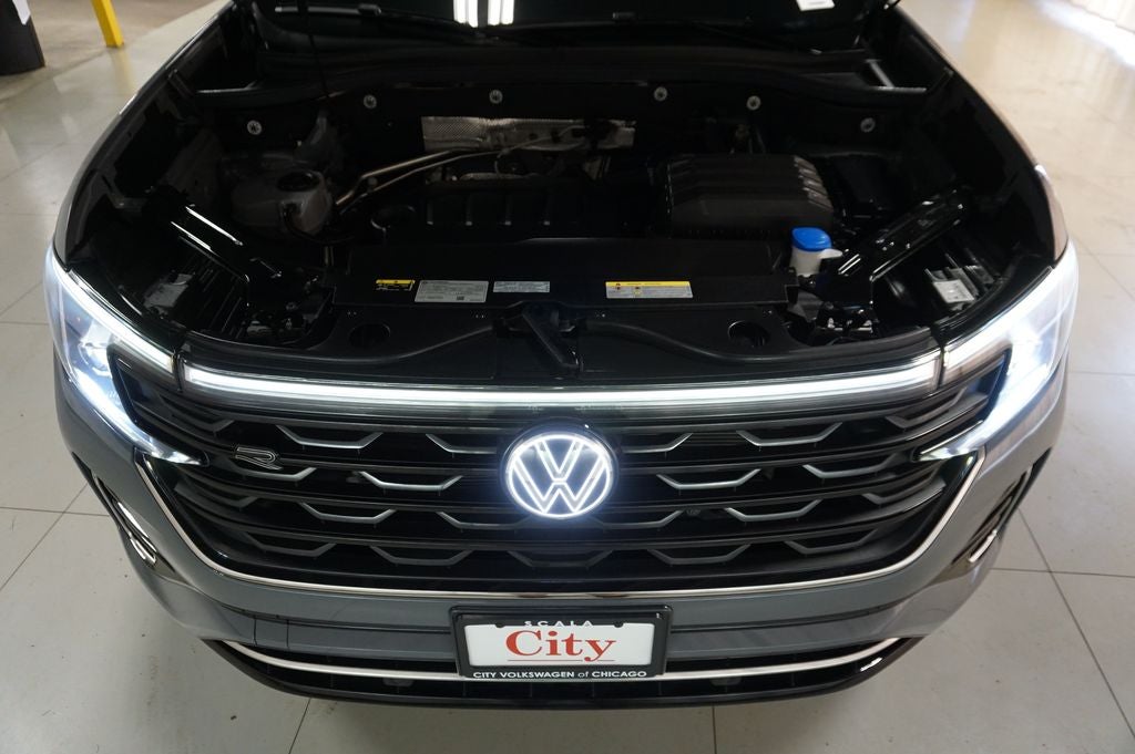 2024 Volkswagen Atlas Cross Sport 2.0T SEL R-Line