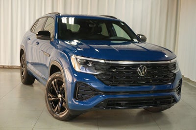 2025 Volkswagen Atlas Cross Sport 2.0T SEL R-Line Black