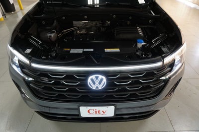 2025 Volkswagen Atlas Cross Sport 2.0T SEL R-Line Black
