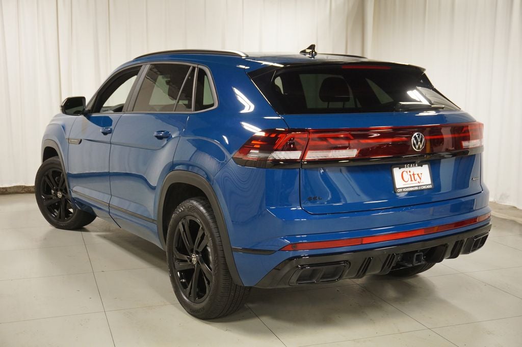 2025 Volkswagen Atlas Cross Sport 2.0T SEL R-Line Black