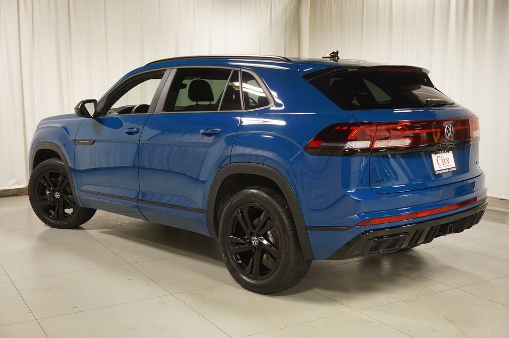 2025 Volkswagen Atlas Cross Sport 2.0T SEL R-Line Black