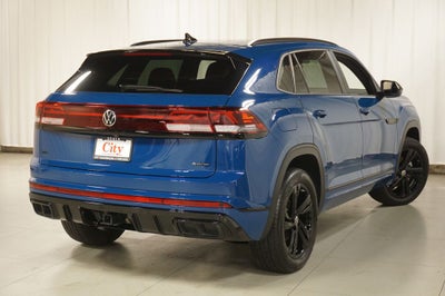 2025 Volkswagen Atlas Cross Sport 2.0T SEL R-Line Black