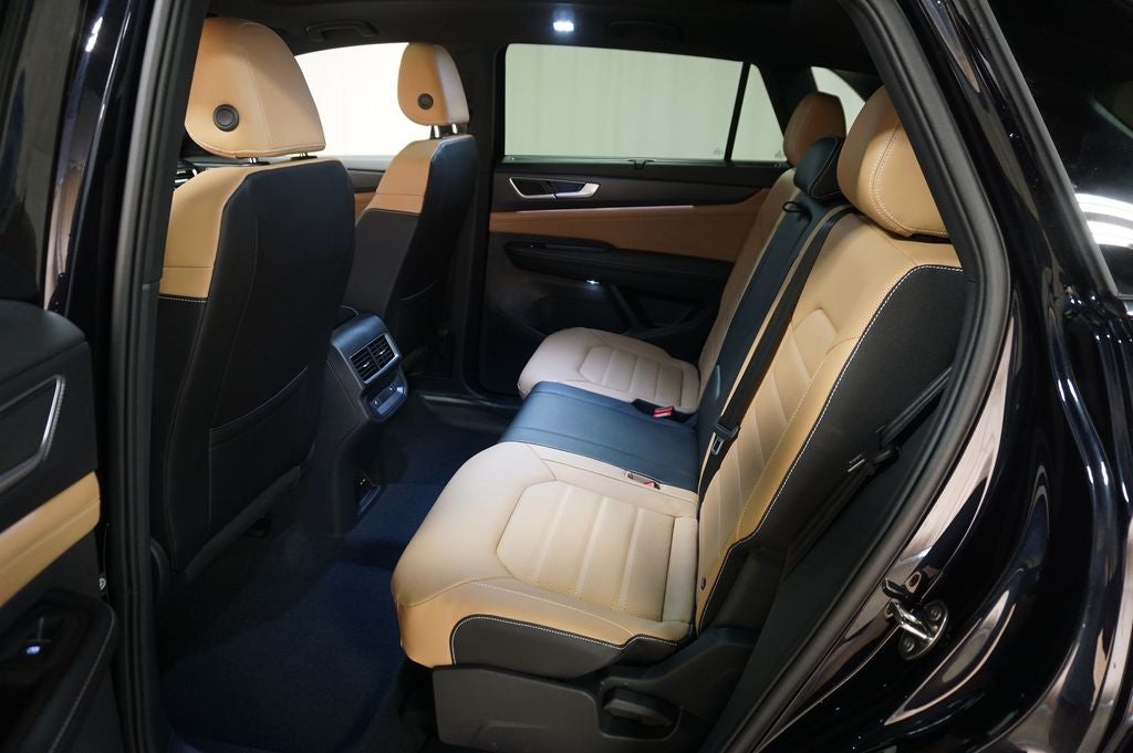 2026 Volkswagen Atlas Cross Sport 2.0T SEL