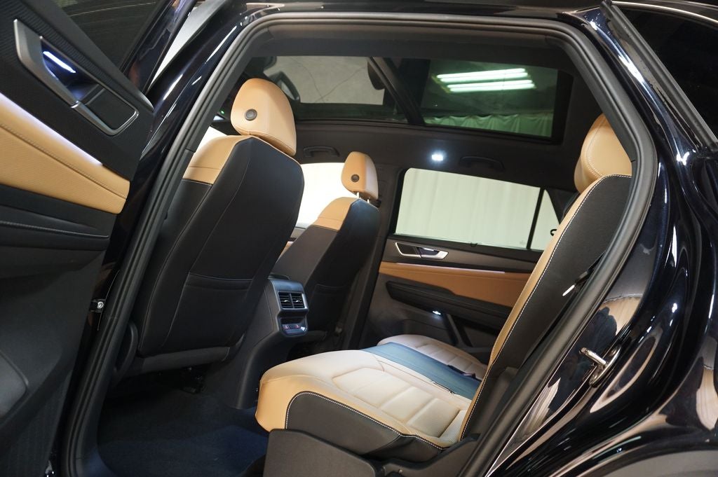 2026 Volkswagen Atlas Cross Sport 2.0T SEL