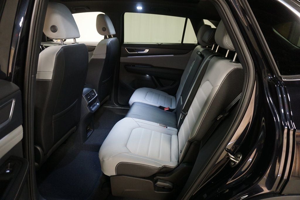 2026 Volkswagen Atlas Cross Sport 2.0T SEL