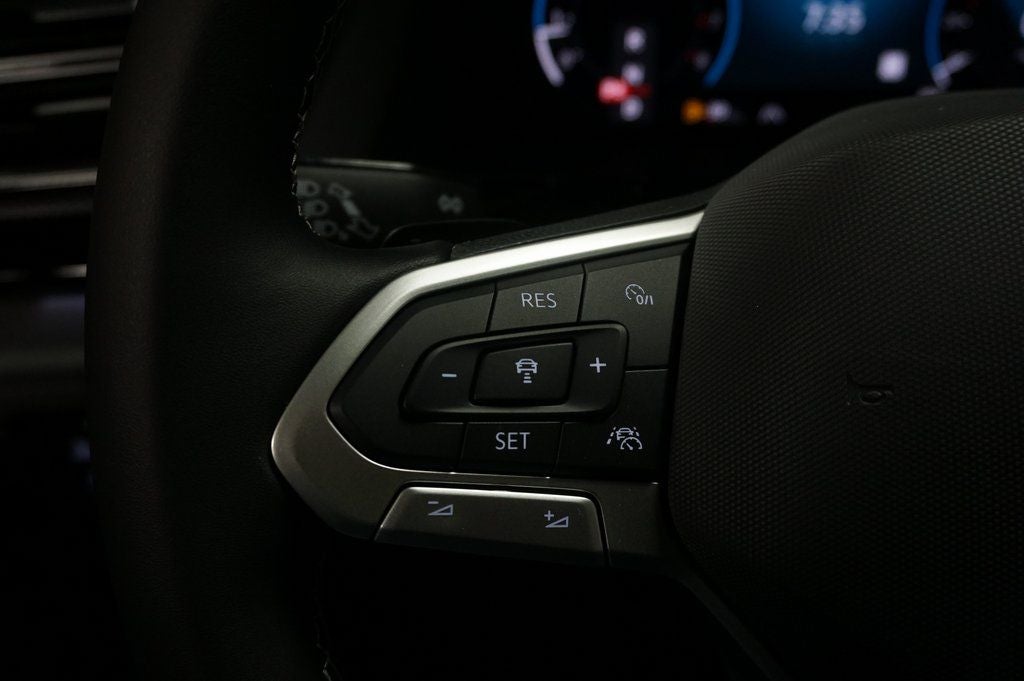 2026 Volkswagen Atlas Cross Sport 2.0T SEL