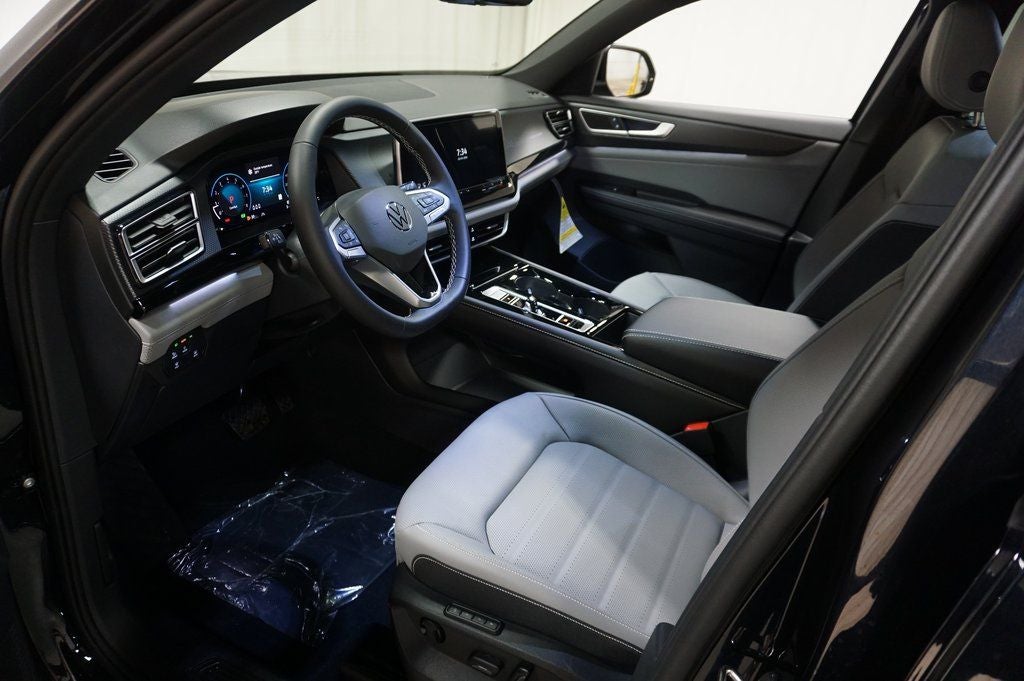 2026 Volkswagen Atlas Cross Sport 2.0T SEL