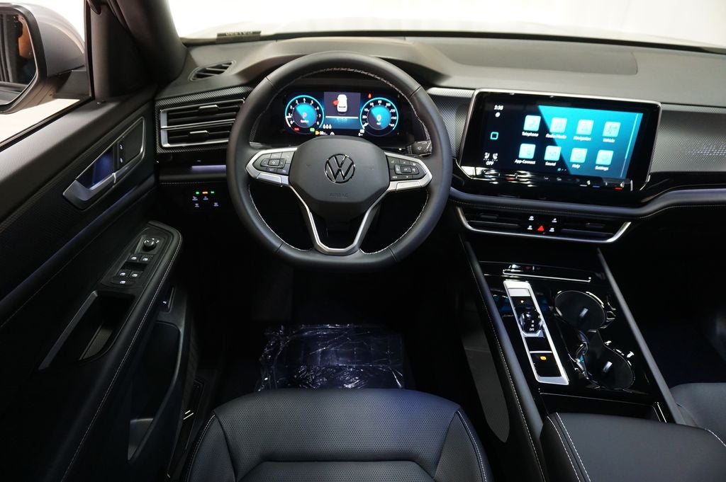 2026 Volkswagen Atlas Cross Sport 2.0T SEL