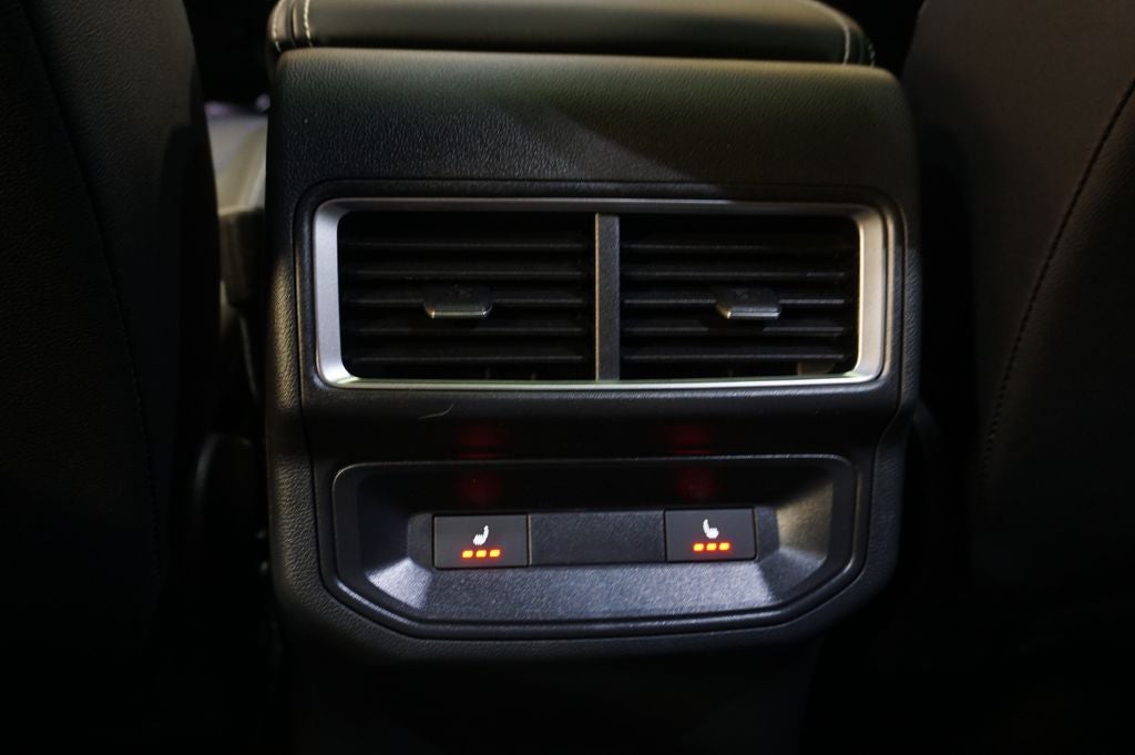 2026 Volkswagen Atlas Cross Sport 2.0T SEL