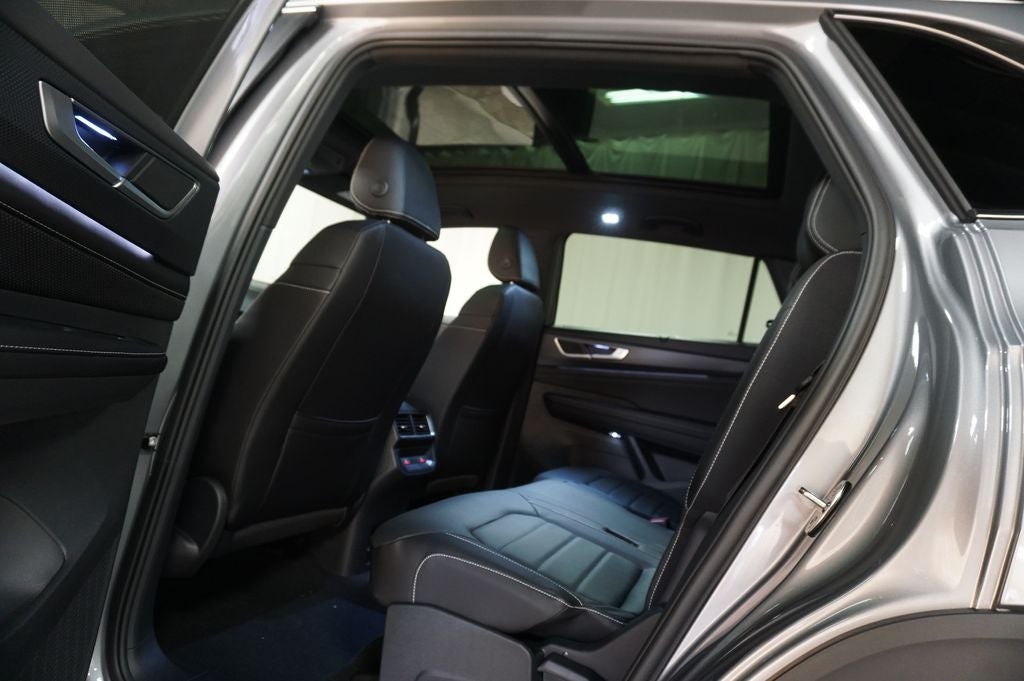 2026 Volkswagen Atlas Cross Sport 2.0T SEL