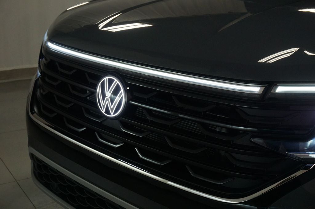 2026 Volkswagen Atlas Cross Sport 2.0T SEL