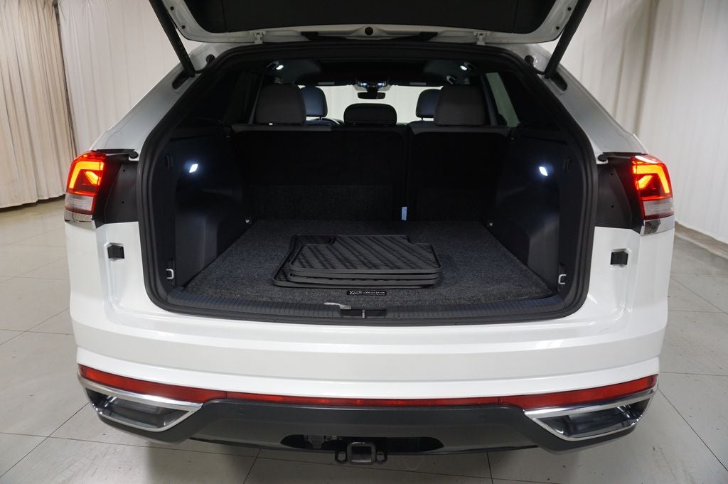 2025 Volkswagen Atlas Cross Sport 2.0T SEL