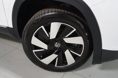 2025 Volkswagen Atlas Cross Sport 2.0T SEL