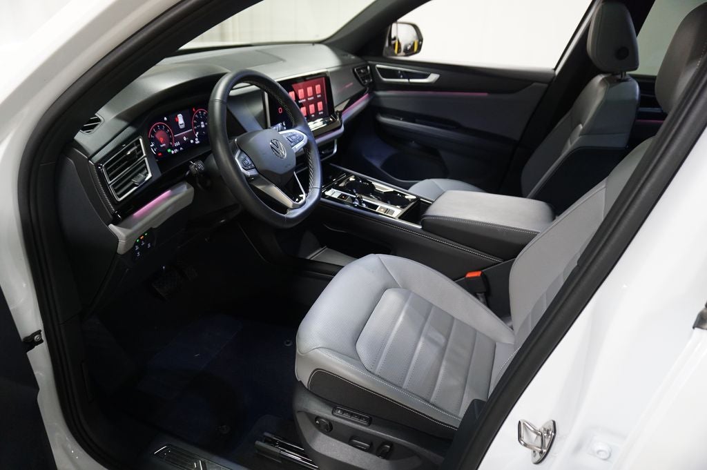 2025 Volkswagen Atlas Cross Sport 2.0T SEL