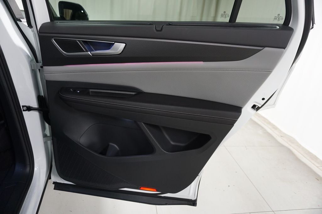 2025 Volkswagen Atlas Cross Sport 2.0T SEL