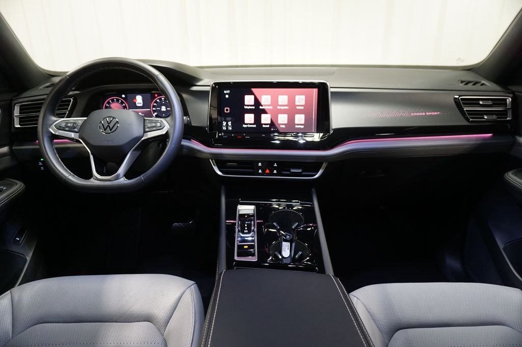 2025 Volkswagen Atlas Cross Sport 2.0T SEL