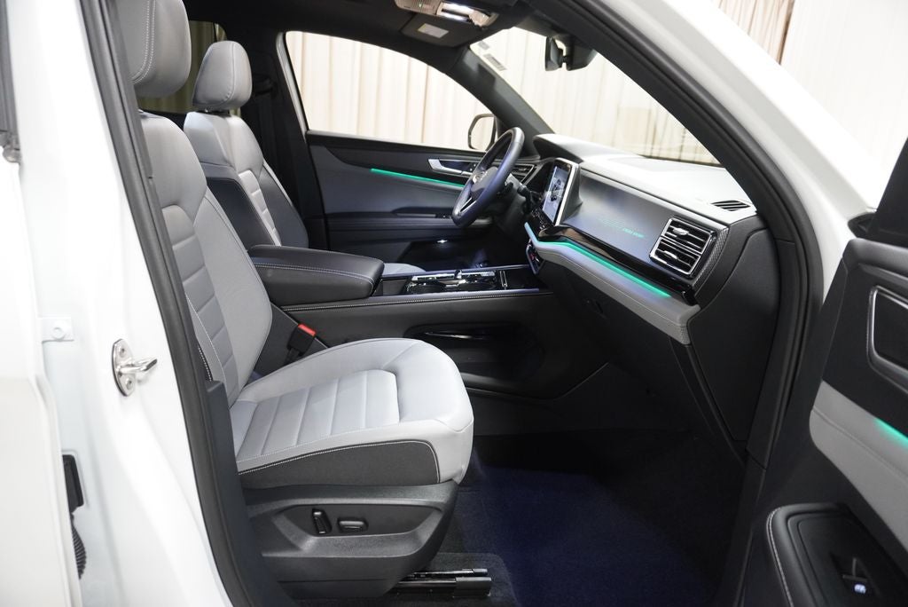 2025 Volkswagen Atlas Cross Sport 2.0T SEL