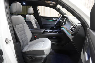 2025 Volkswagen Atlas Cross Sport 2.0T SEL