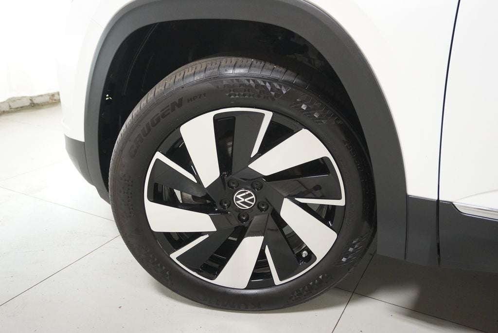 2025 Volkswagen Atlas Cross Sport 2.0T SEL