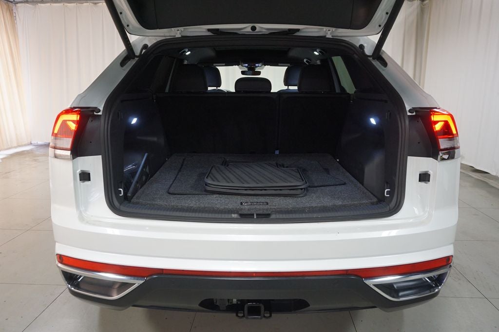 2025 Volkswagen Atlas Cross Sport 2.0T SEL