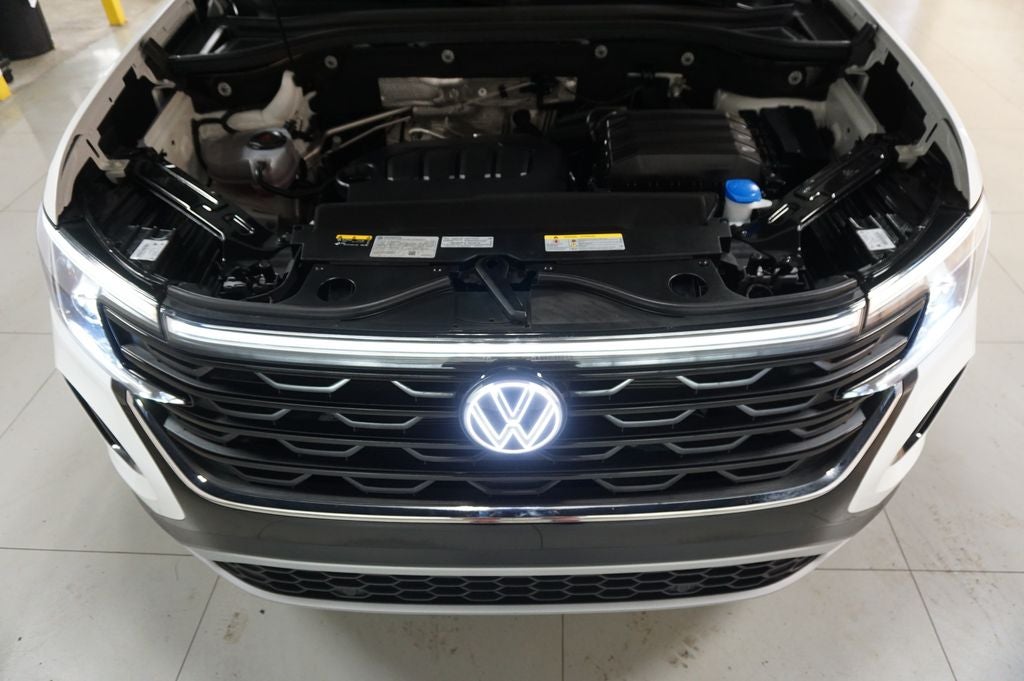 2025 Volkswagen Atlas Cross Sport 2.0T SEL