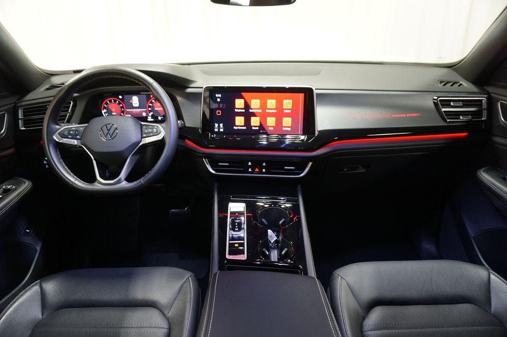 2025 Volkswagen Atlas Cross Sport 2.0T SEL