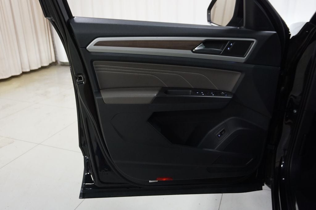 2023 Volkswagen Atlas SEL