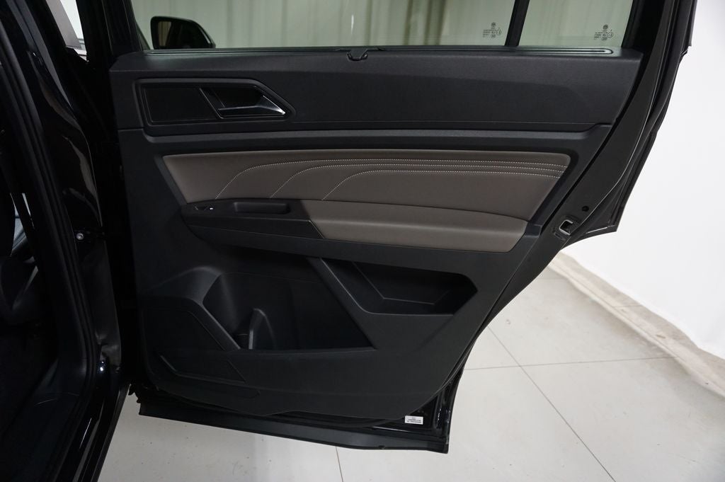 2023 Volkswagen Atlas SEL