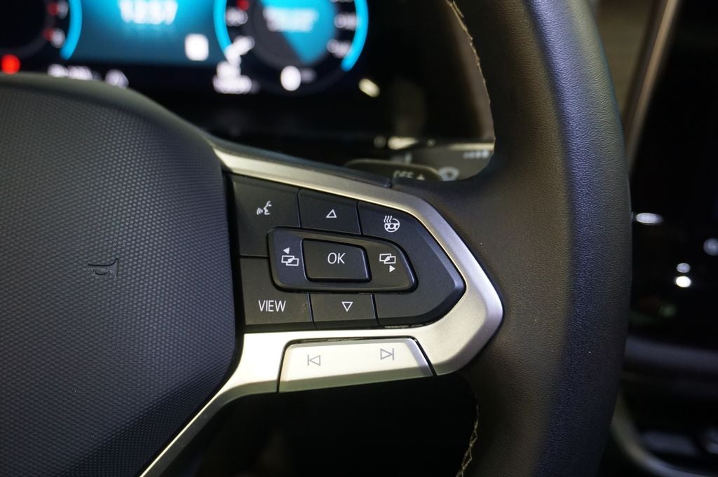 2025 Volkswagen Atlas 2.0T SEL