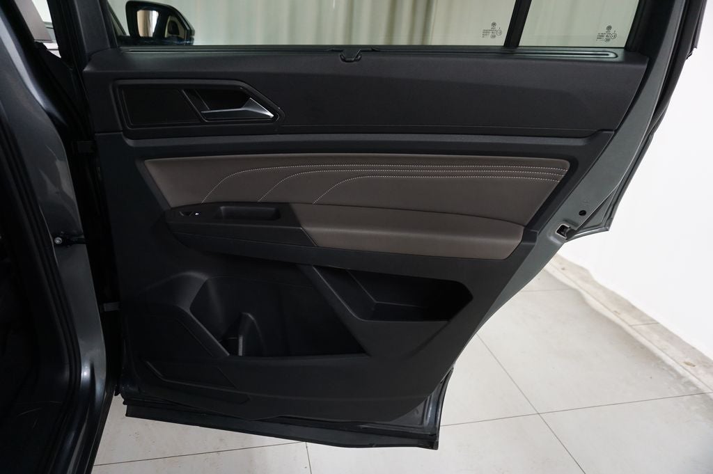 2022 Volkswagen Atlas SEL